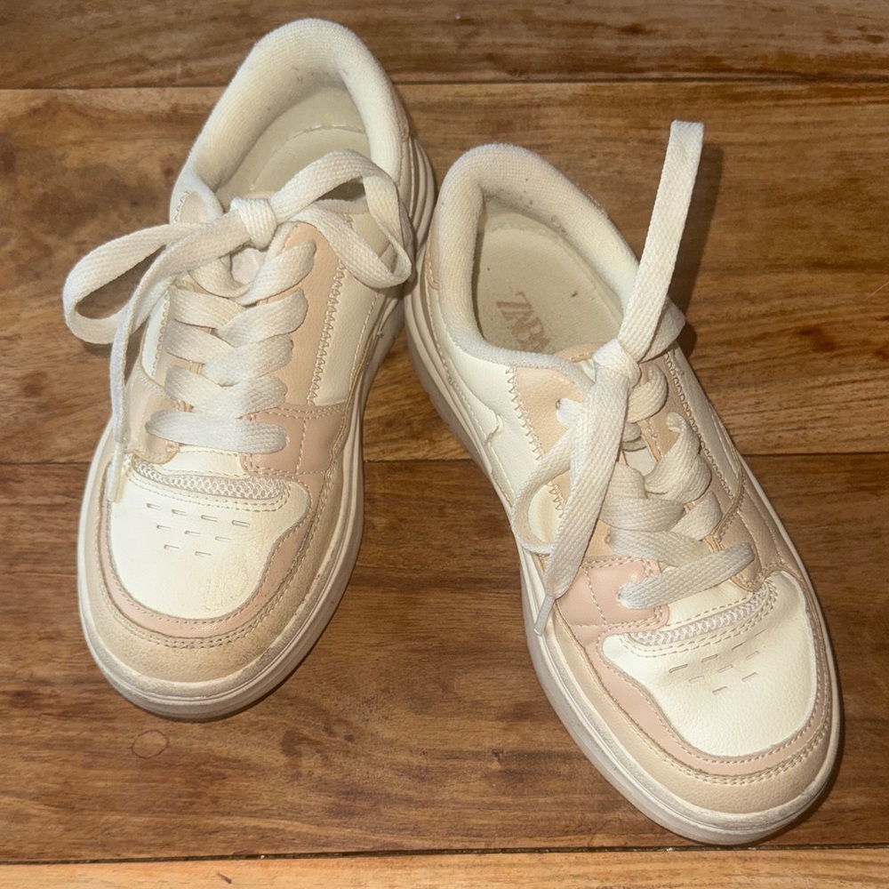 Zara Girl Cream Sneakers